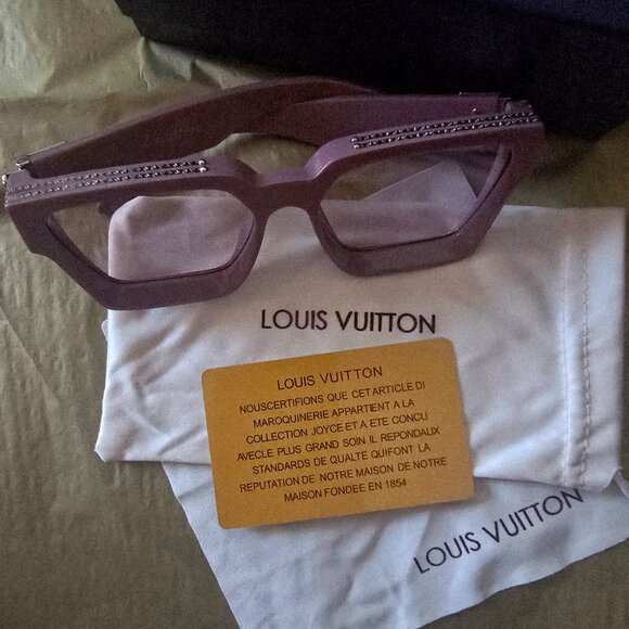Mauve Louis Vuitton Metal-trimmed Square Sunglasses w/ Original Packaging - Picture 3 of 13